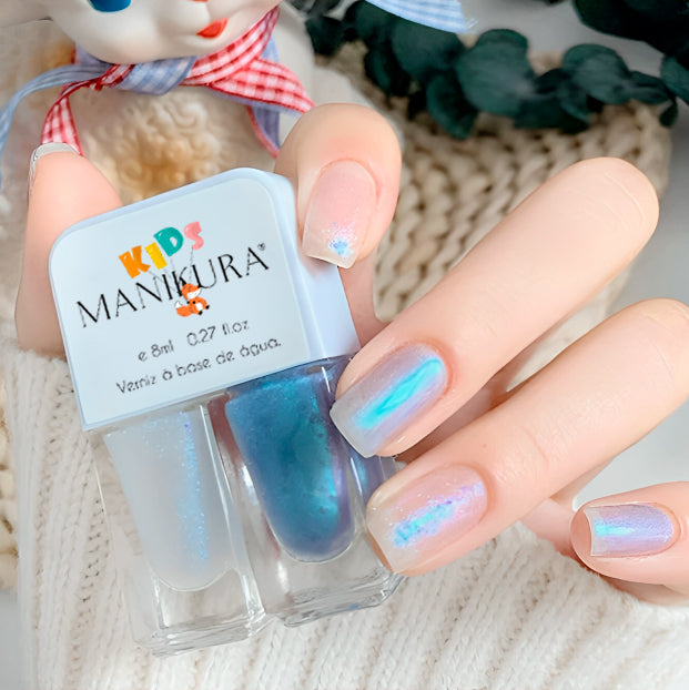 Verniz Peel Off Branca de Neve: Magia e Encanto em Cada Pincelada!