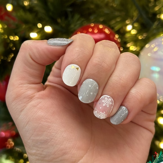 verniz_gel_pre_preparado_nail_art_natalicia_cinza_branco_dourado_flocos_De_neve_laços